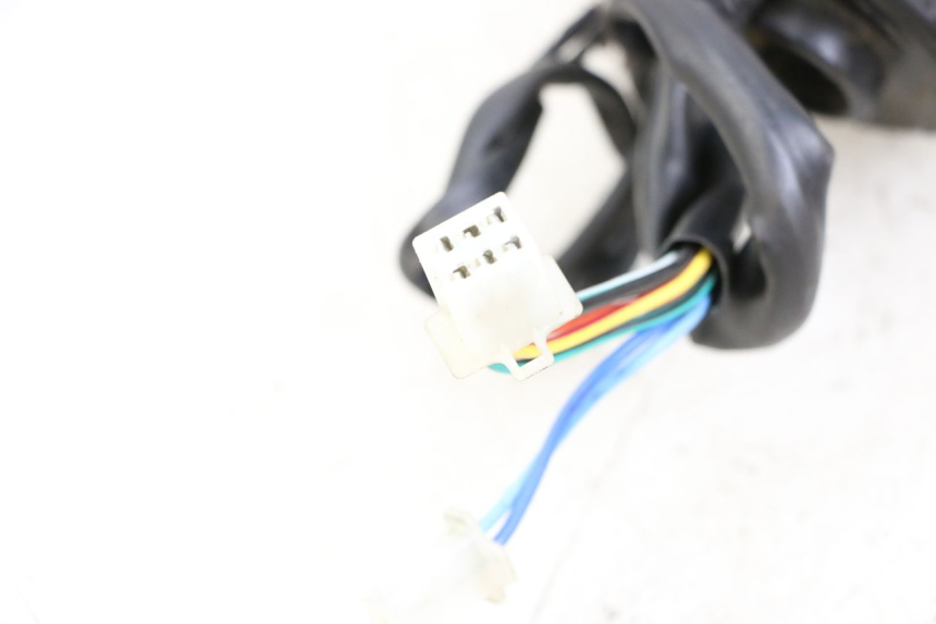 photo de LINKS SCHALTER LONGJIA DIGITA 4T 50 (2019 - 2022) - Alternative Perspektive