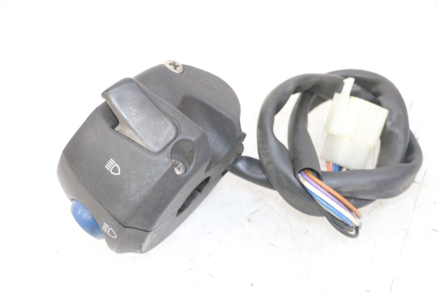 photo de LINKS SCHALTER PEUGEOT ELYSTAR 125 (2002 - 2007) - Details der Befestigungspunkte