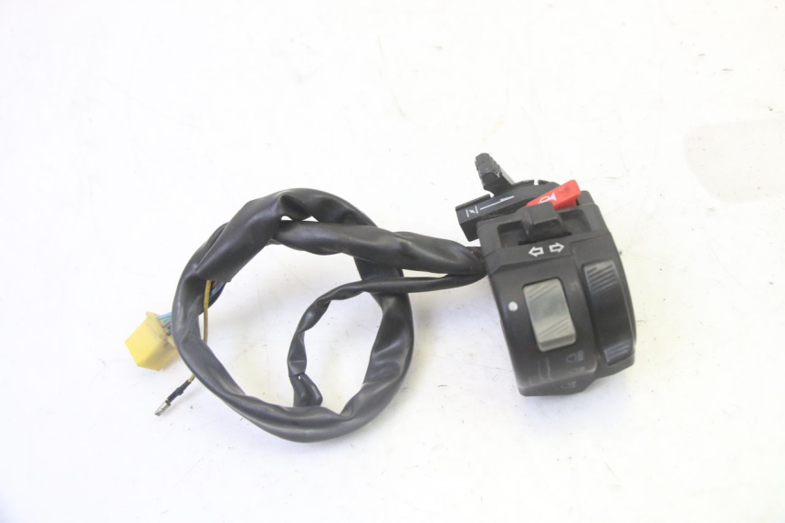 photo de LINKS SCHALTER STAHO FH 50 (2018 - 2019) - Alternative Perspektive