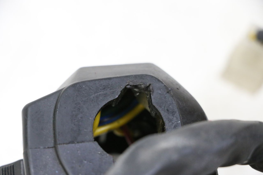 photo de LINKS SCHALTER YAMAHA FJ 36Y 1100 (1984 - 1985) - Technische Nahaufnahme