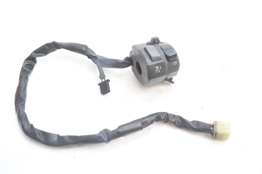 photo de LINKS SCHALTER YAMAHA FJR 1300 (2001 - 2005) - Zoom auf Gebrauchszustand