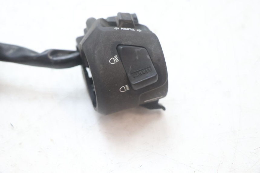 photo de LINKS SCHALTER HONDA FJS SILVER WING SILVERWING 400 (2005 - 2008) - Alternative Perspektive