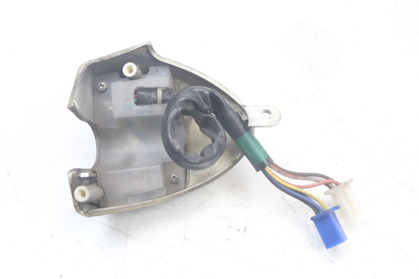 photo de LINKS SCHALTER MBK FLAME X 125 (2007 - 2016) - Oberflächenzustand und Material