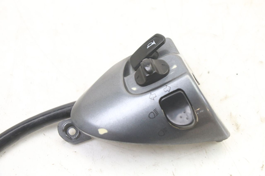 photo de LINKS SCHALTER MBK FLAME X 125 (2007 - 2016) - Alternative Perspektive