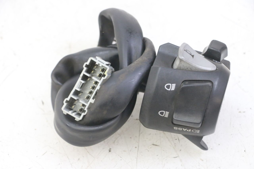 photo de LINKS SCHALTER HONDA FORZA ABS 300 (2013 - 2017) - Technische Nahaufnahme