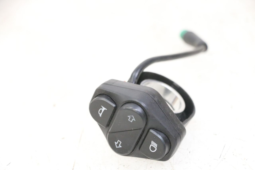 photo de LINKS KOMMUTATOR KUKIRIN G2 MASTER 1 - Hauptansicht