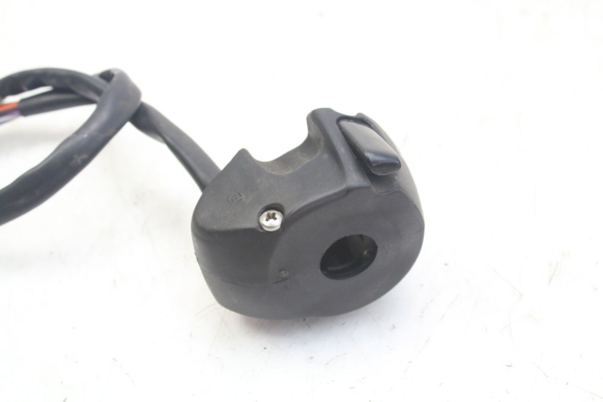 photo de LINKS SCHALTER PEUGEOT GEOPOLIS RS 125 (2007 - 2009) - Zoom auf Gebrauchszustand