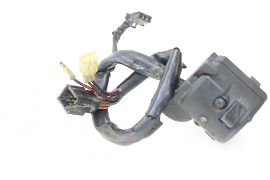 photo de LINKS SCHALTER KAWASAKI GPX F ZX750F 750 (1986 - 1990) - Detailansicht des Bauteils