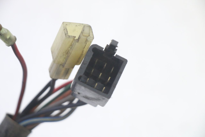 photo de LINKS SCHALTER KAWASAKI GPZ RX 1000 (1986 - 1988) - Charakteristische Merkmale