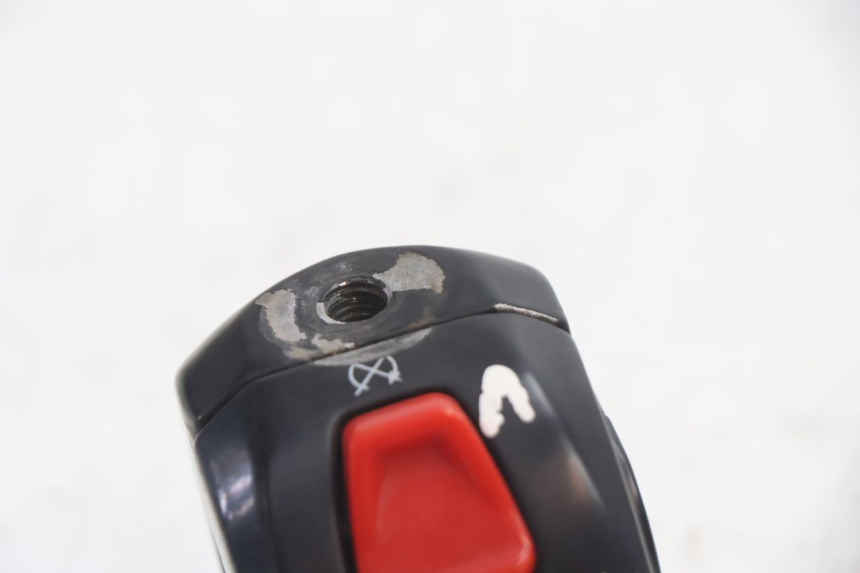 photo de LINKS SCHALTER TNT MOTOR GRIDO 2T 50 (2010 - 2019) - Zoom auf Gebrauchszustand