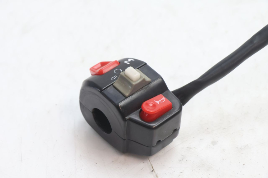 photo de LINKS SCHALTER TNT MOTOR GRIDO 2T 50 (2010 - 2019) - Alternative Perspektive