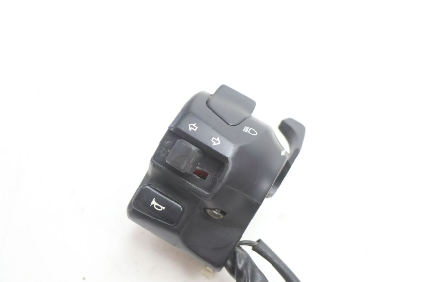 photo de LINKS SCHALTER SUZUKI GSF N BANDIT 1200 (2001 - 2005) - Zoom auf Gebrauchszustand