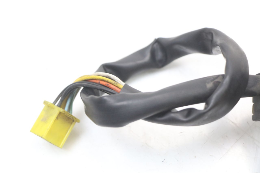 photo de LINKS SCHALTER HYOSUNG GTR 125 (2006 - 2008) - Details der Befestigungspunkte