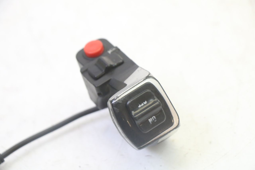 photo de LINKS SCHALTER HITWAY H5 1 - Alternative Perspektive