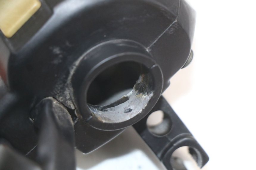 photo de LINKS SCHALTER KEEWAY HURRICANE 50 (2006 - 2019) - Oberflächenzustand und Material