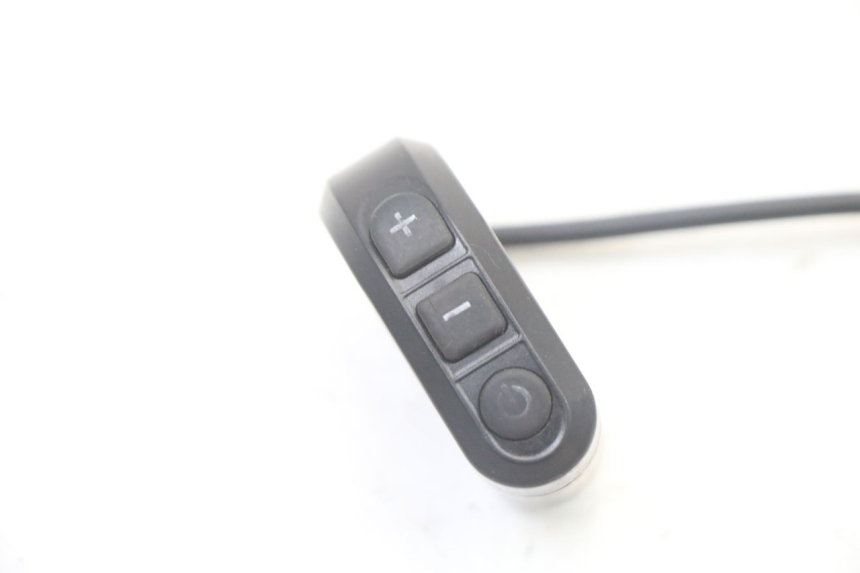 photo de LINKS SCHALTER JOYOR S10-S-Z 1 - Detailansicht des Bauteils