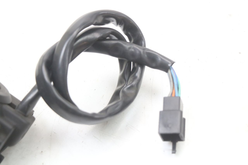 photo de LINKS LENKERHEBEL KYMCO K-PW K-PIPE 50 (2012 - 2017) - Technische Nahaufnahme