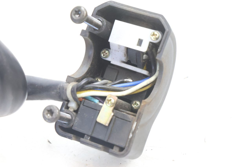 photo de LINKER LENKER PEUGEOT KISBEE 2T 50 (2010 - 2017) - Gesamtansicht des Produkts