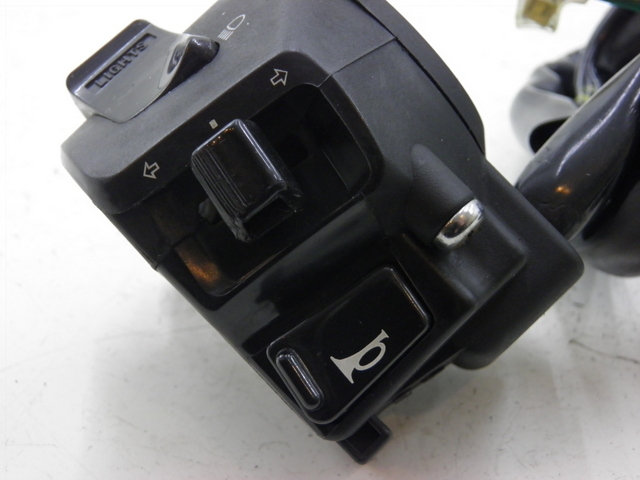 photo de LINKS SCHALTER KYMCO XCITING RI ABS 500 (2010) - Gesamtansicht des Produkts