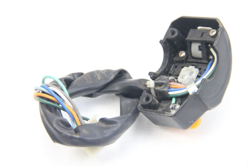 photo de LINKS SCHALTER VENESI LOWIGI RETRO JJ50QT-3 50 (2020 - 2022) - Details der Befestigungspunkte