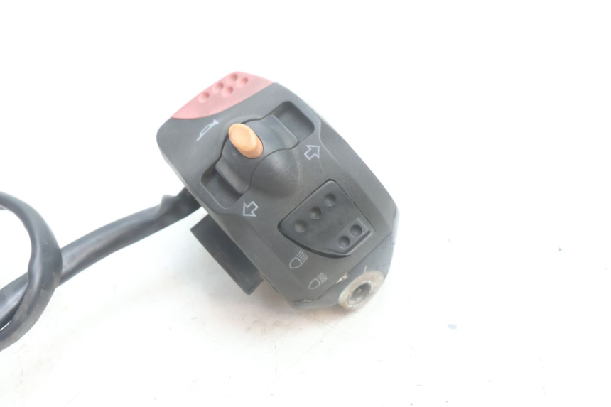 photo de LINKS SCHALTER PEUGEOT LUDIX BLASTER 50 (2006 - 2014) - Alternative Perspektive