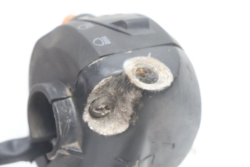 photo de LINKS SCHALTER PEUGEOT LUDIX BLASTER 50 (2006 - 2014) - Details der Befestigungspunkte