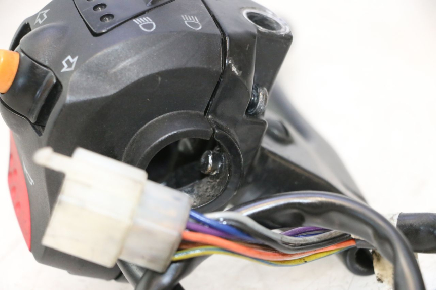 photo de LINKS SCHALTER PEUGEOT LUDIX SNAKE 2T 50 (2004 - 2014) - Detailansicht des Bauteils