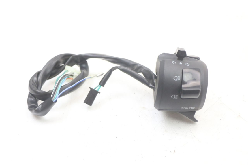 photo de LINKS SCHALTER MASAI SCRAMBLER SPORT 125 (2021 - 2025) - Zoom auf Gebrauchszustand