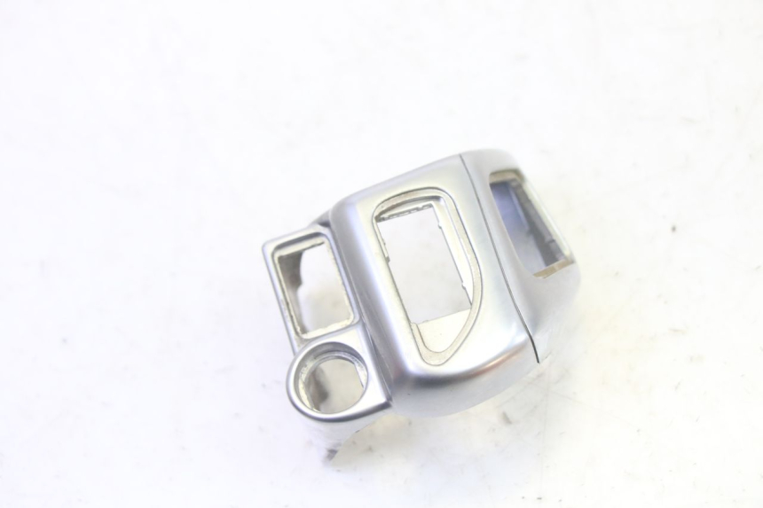 photo de LINKS SCHALTER PIAGGIO MP3 RL 250 (2006 - 2010) - Zoom auf Gebrauchszustand