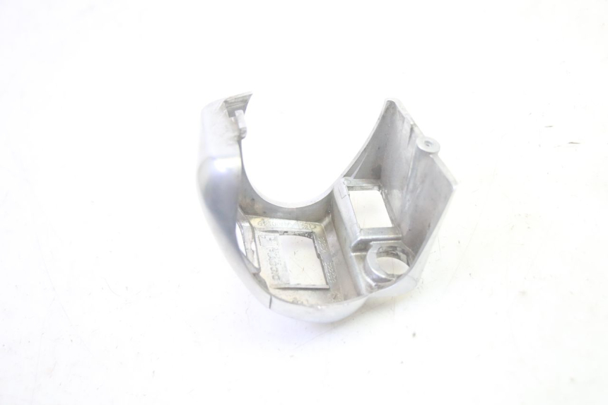 photo de LINKS SCHALTER PIAGGIO MP3 500 (2016 - 2018) - Details der Befestigungspunkte