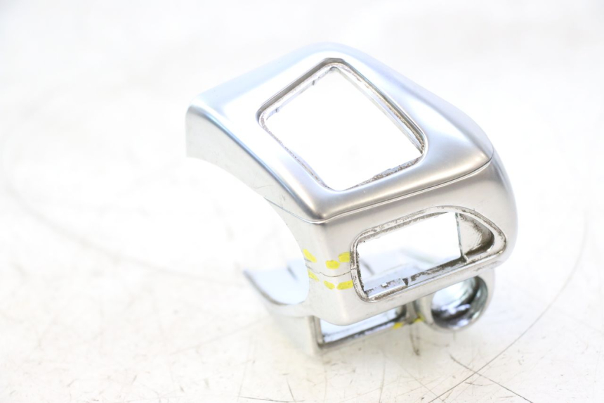 photo de LINKER LENKER PIAGGIO MP3 500 (2011 - 2015) - Details der Befestigungspunkte