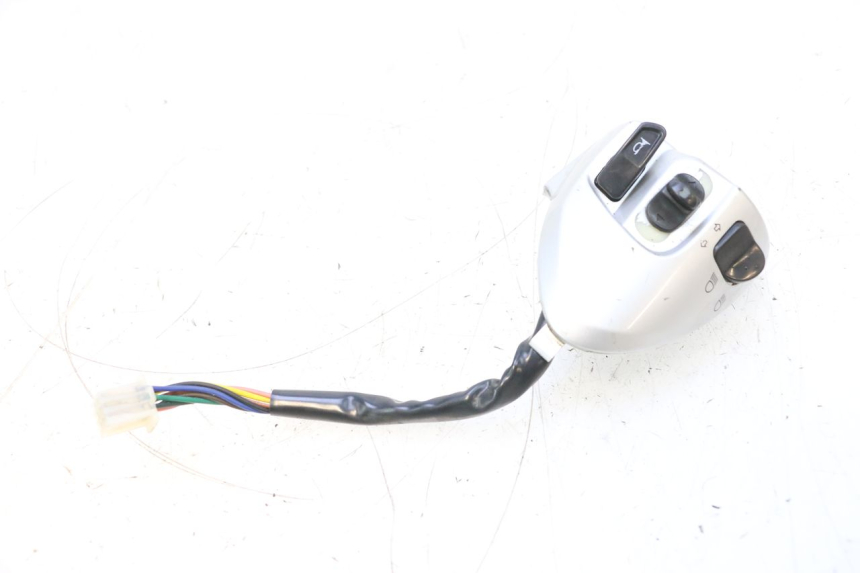 photo de LINKER LENKER YAMAHA NEOS NEO'S 4T 50 (2008 - 2016) - Alternative Perspektive