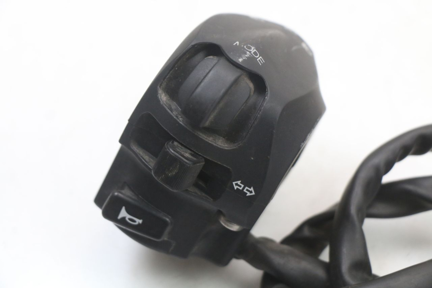 photo de LINKS SCHALTER MOTO GUZZI NORGE 8V GT 1200 (2011 - 2016) - Detailansicht des Bauteils