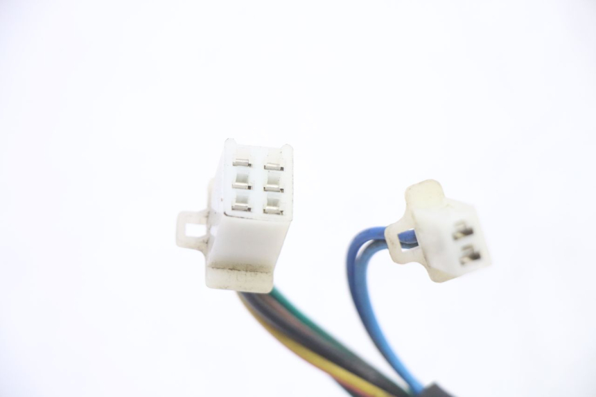 photo de LINKS SCHALTER IMF INDUSTRIE PACH 2T 50 (2009 - 2018) - Details der Befestigungspunkte