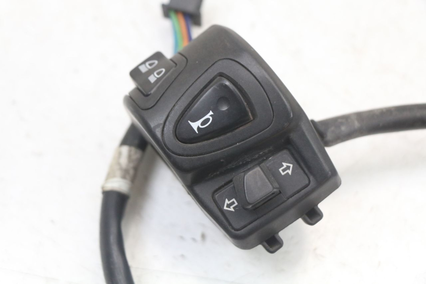 photo de LINKS SCHALTER HONDA PCX (JF28) 125 (2009 - 2011) - Zoom auf Gebrauchszustand