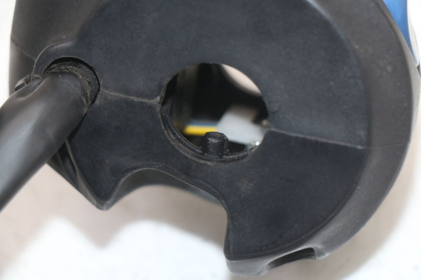 photo de LINKER LENKER PEUGEOT ELYSTAR 50 (2002 - 2014) - Oberflächenzustand und Material