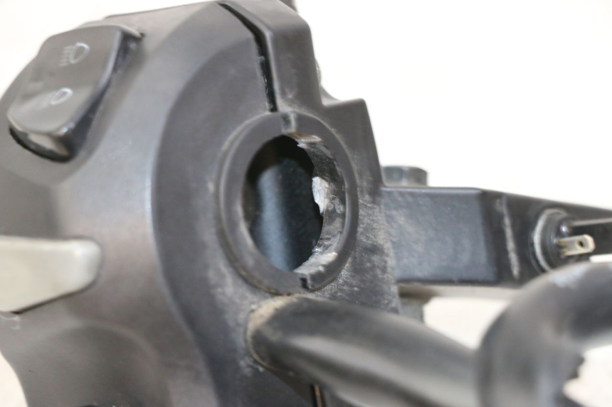 photo de LINKER LENKER PEUGEOT KISBEE 4T 50 (2018 - 2022) - Detailansicht des Bauteils