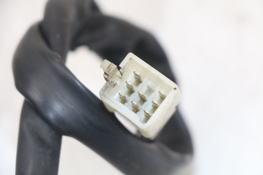 photo de LINKER LENKER PEUGEOT SATELIS 125 (2010 - 2012) - Details der Befestigungspunkte