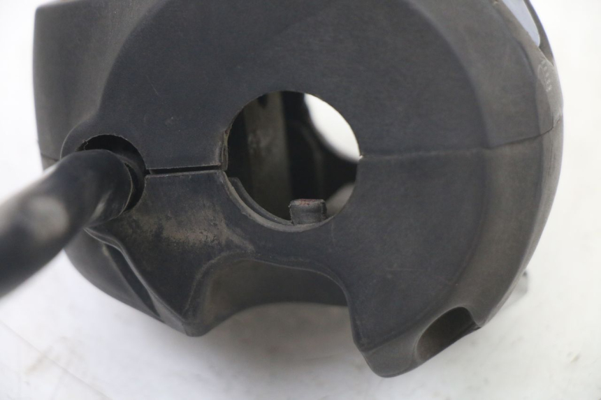 photo de LINKER LENKER PEUGEOT TKR TREKKER FURIOUS 50 (2005 - 2014) - Details der Befestigungspunkte