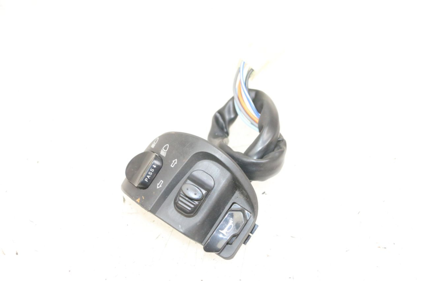 photo de LINKS SCHALTER EFUN PUSA 1 - Hauptansicht