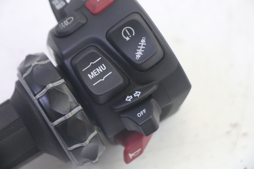 photo de LINKS SCHALTER BMW R GS 1250 (2021 - 2024) - Zoom auf Gebrauchszustand