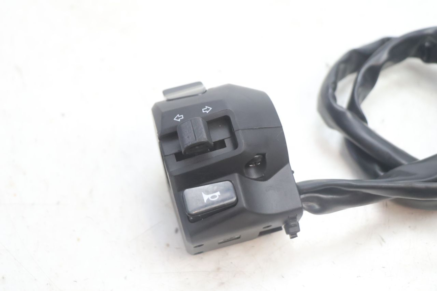 photo de LINKS SCHALTER JM MOTORS R-MAX TECH 50 (2024 - 2026) - Detailansicht des Bauteils
