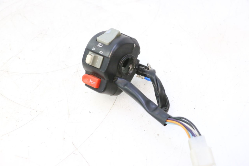 photo de LINKS SCHALTER VASTRO R-ONE 4T 50 (2014 - 2022) - Alternative Perspektive