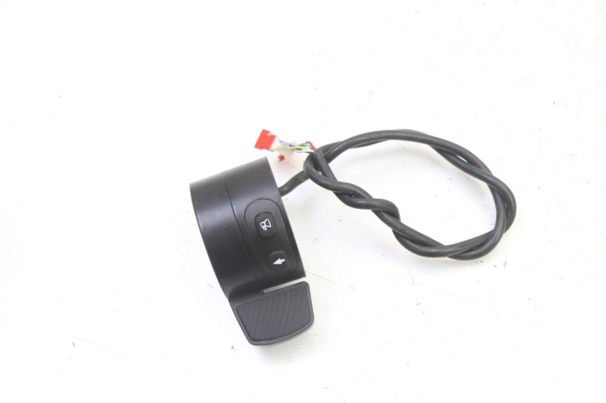 photo de LINKS SCHALTER PUNK ELECTRIC RIDER 1 - Zoom auf Gebrauchszustand