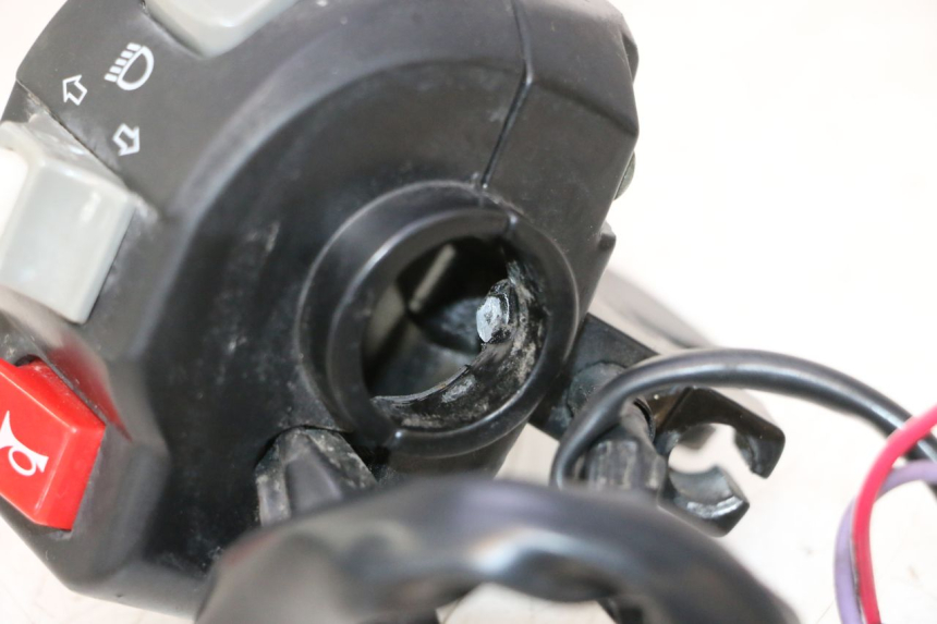 photo de LINKS SCHALTER TNT MOTOR ROMA 10' 2T 50 (2011 - 2018) - Detailansicht des Bauteils