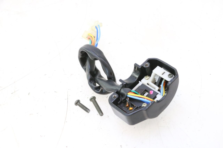 photo de LINKS SCHALTER TNT MOTOR ROMA 12' 2T 50 (2007 - 2018) - Zoom auf Gebrauchszustand
