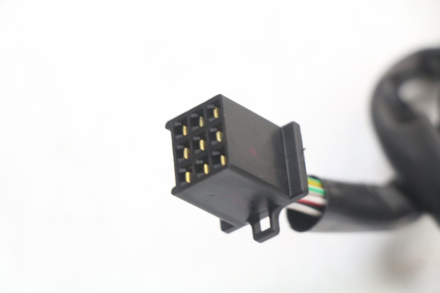 photo de LINKS SCHALTER ROYAL ENFIELD SCRAM 411 (2022 - 2024) - Oberflächenzustand und Material