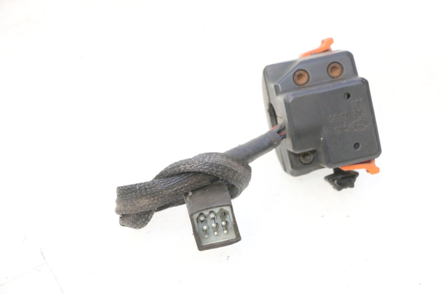 photo de LINKS SCHALTER MZ RT 125 (2000 - 2008) - Zoom auf Gebrauchszustand
