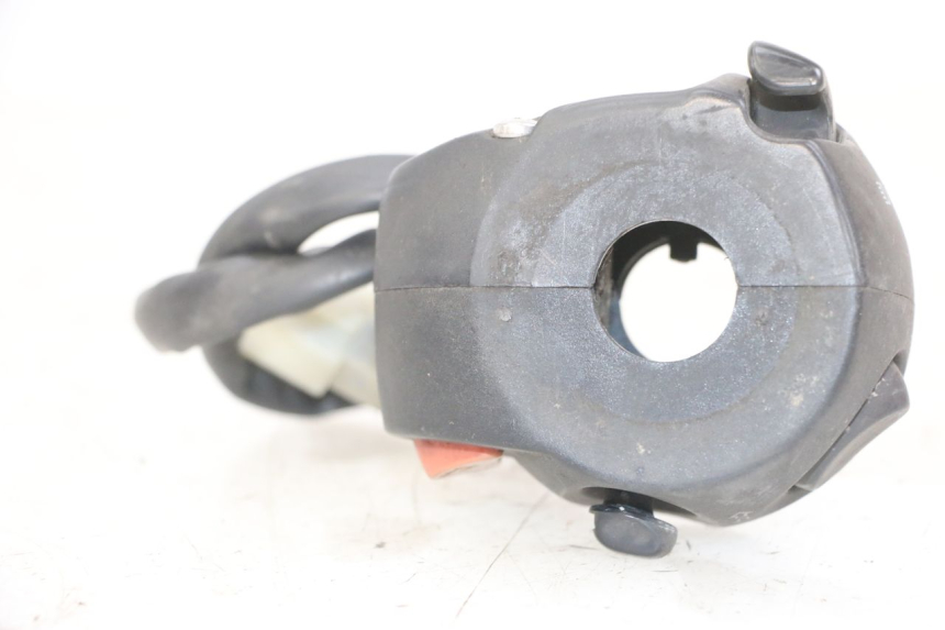 photo de LINKS SCHALTER PEUGEOT SATELIS 125 (2013 - 2018) - Zoom auf Gebrauchszustand