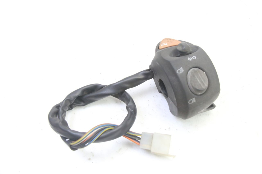 photo de LINKS SCHALTER PEUGEOT SATELIS 250 (2006 - 2012) - Zoom auf Gebrauchszustand